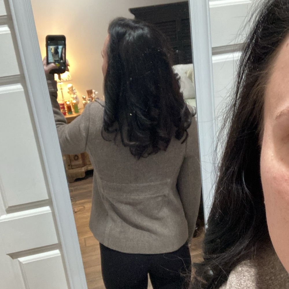 Abercrombie and fitch coat! 🧥 - Picture 4 of 7